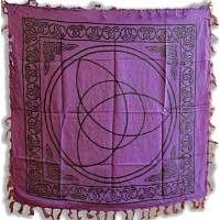 RAC36: Triquetra Altar Tarot Cloth 36 X 36